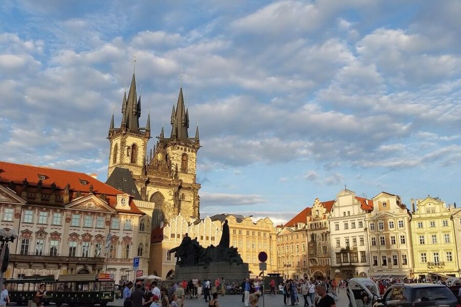 Prague: Historic City Center Bus Tour with Top Sights - Key points before you book