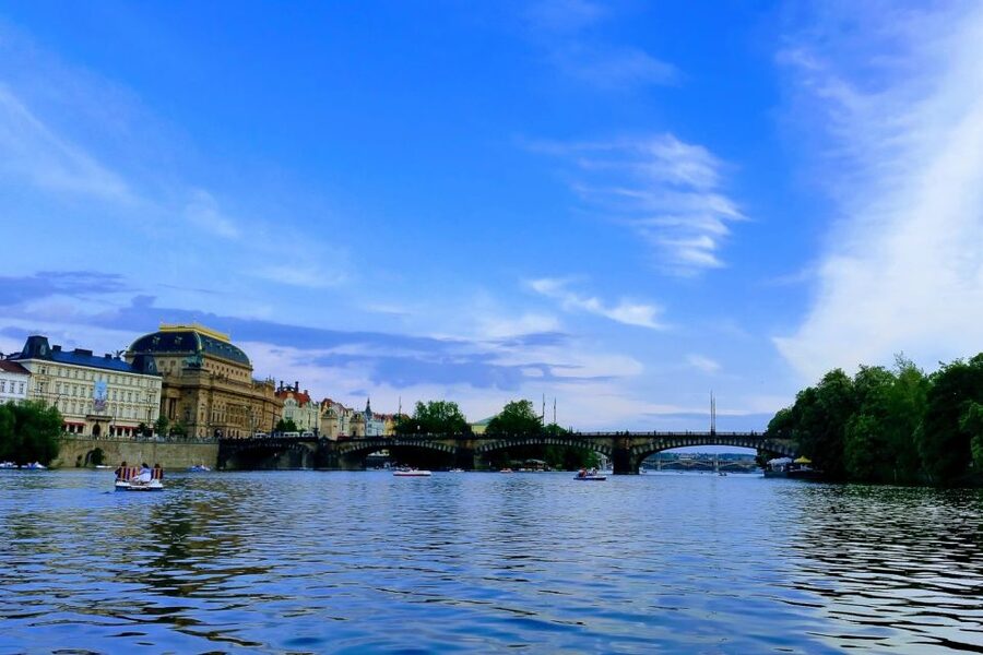 Prague: Historic City Center Bus Tour with Top Sights - Is $20 good value?