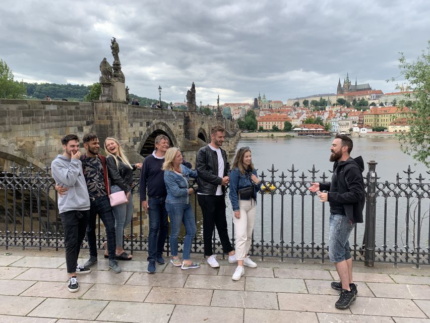 Prague: Historic Pubs Tour with Drinks - Local Pubs And Stories With A Point