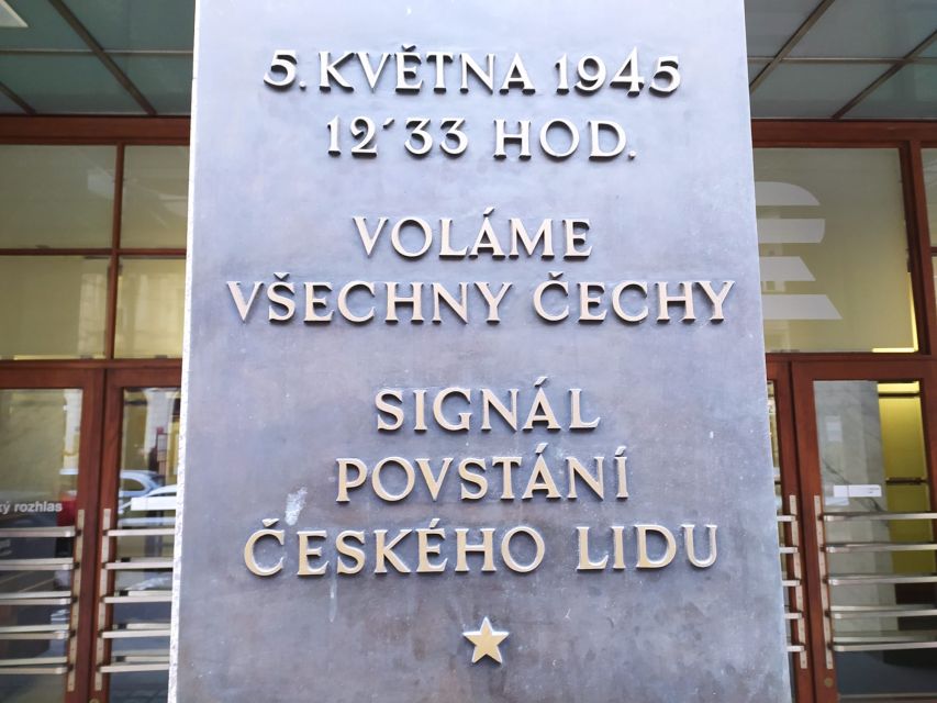 Prague: Historical Walking Tour with Focus on World War 2 - Why this Prague war history tour is worth your time