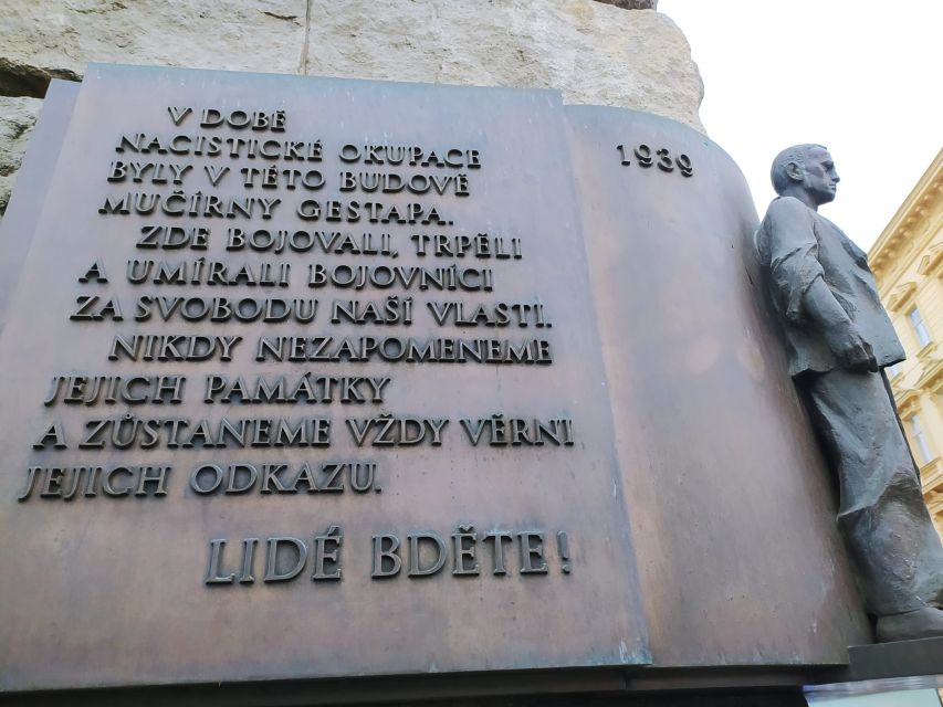 Prague: Historical Walking Tour with Focus on World War 2 - Old Town Square and Wenceslas Square during the Prague Uprising