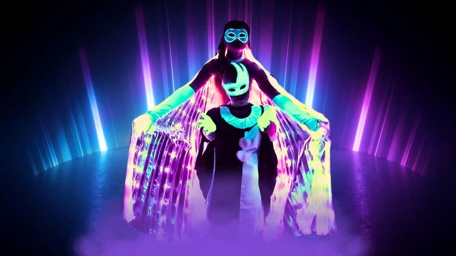 Prague: Images of Love Black Light Theatre Show - How the interactive parts change the evening
