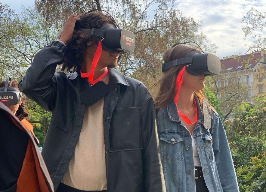 Prague: Immersive History Walking Tour and VR - Why this Prague tour feels different