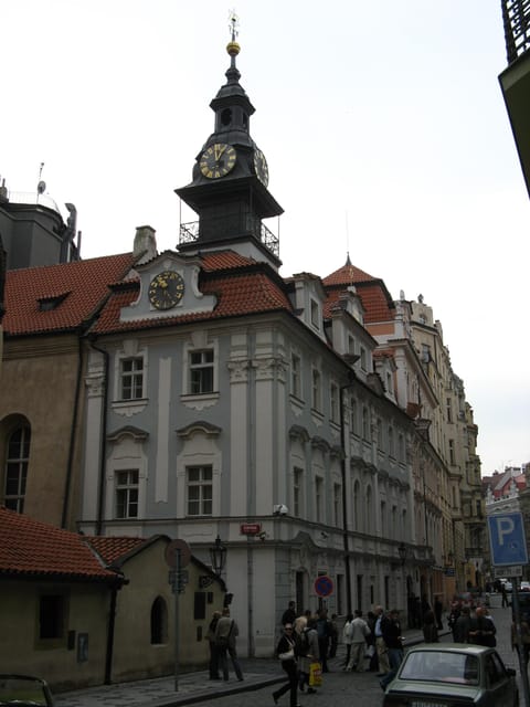 Prague: Jewish Quarter and Museum Guided Tour - What the guide adds to the experience