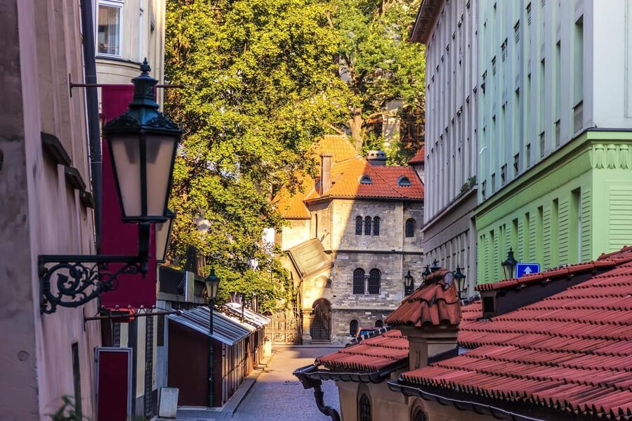 Prague: Jewish Quarter Half-Day Private Walking Tour - Spanish Synagogue: a grand opening stop