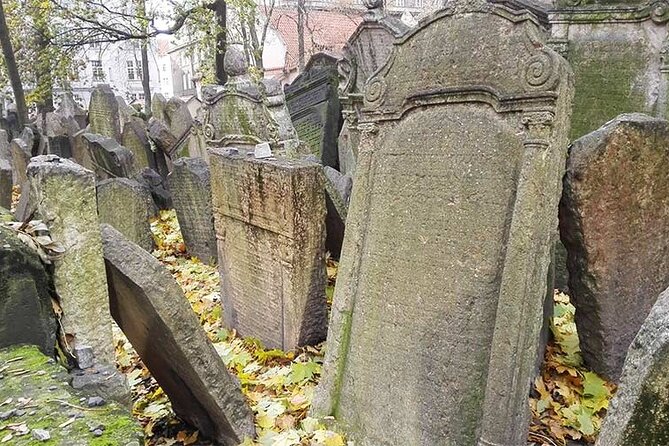 Prague Jewish Quarter Private tour - 3hours - Why the private guide is the main selling point