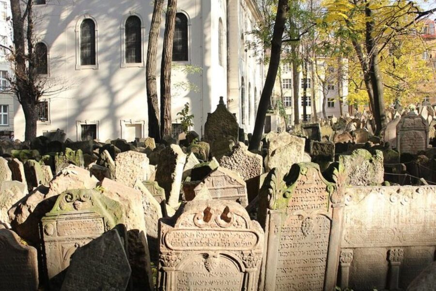 Prague: Jewish Town Guided Walking Tour - Finishing Near Franz Kafka’s House