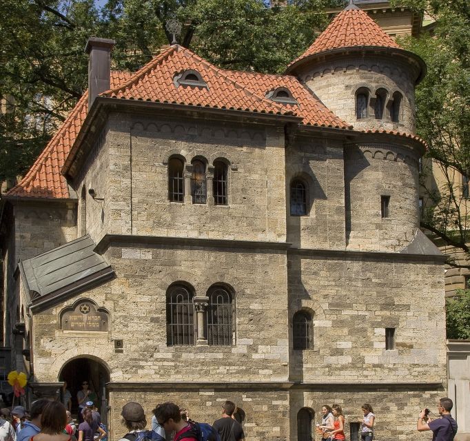 Prague: Jewish Town Walking Tour - The Old Jewish Cemetery and its layered tombstones