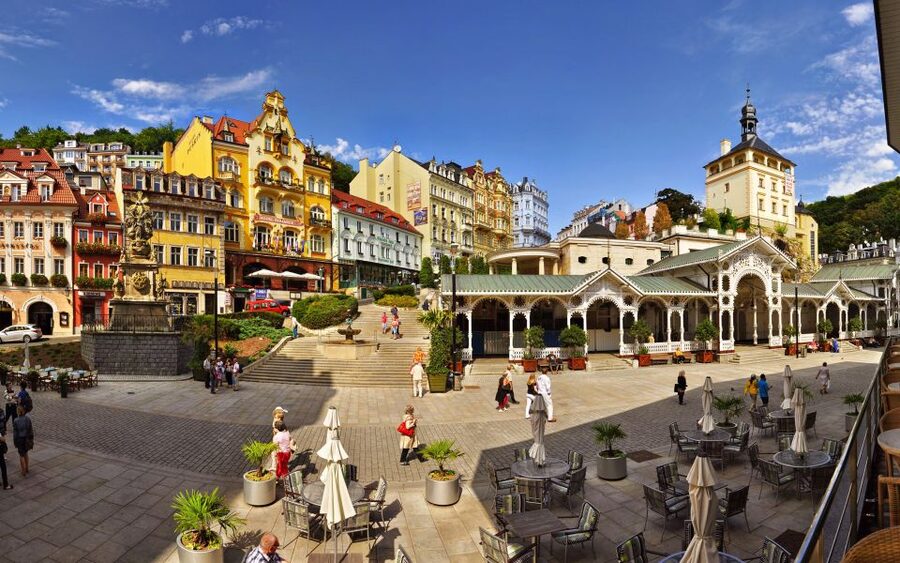 Prague: Karlovy Vary Day Trip with Watchtower and Funicular - Transport, timing, and the real value of $62