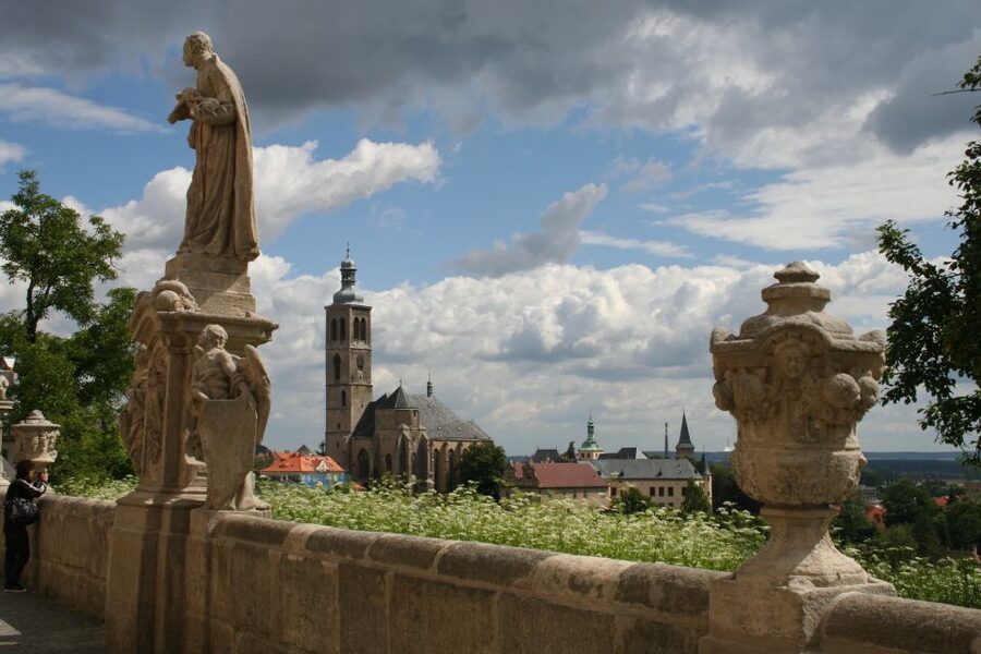 Prague: Kutná Hora, St Barbara's Cathedral and Bone Church - Is $76 a good value?