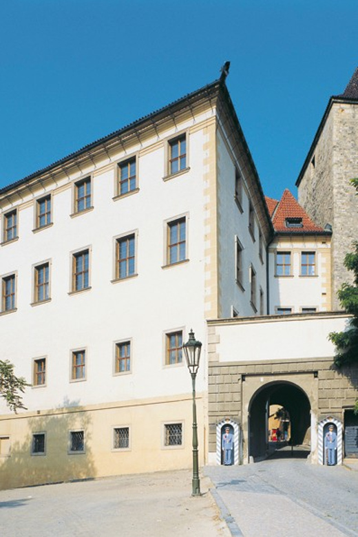 Prague: Lobkowicz Palace Ticket & Audio Guide - How much time should you allow?