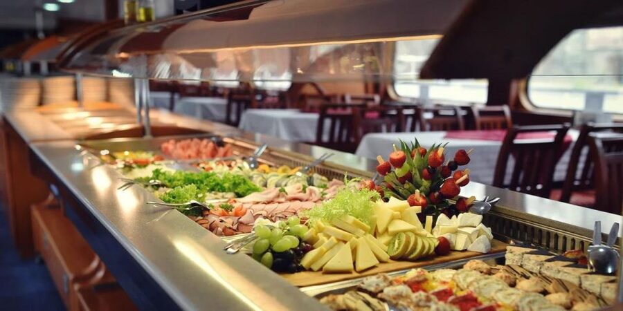 Prague: Lunch Cruise on Vltava River with open Buffet - Lesser Town and the return along the Vltava