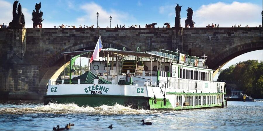 Prague: Lunch Cruise on Vltava River with open Buffet - What is on the open buffet