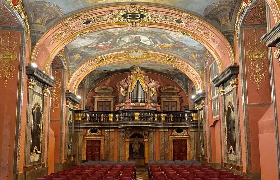 Prague: Mirror Chapel Classical Music Concert Ticket - What the one-hour program actually gives you