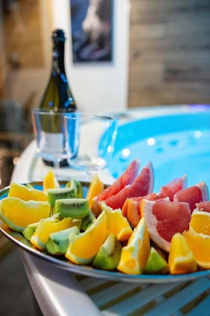 Prague: Modern Private Spa with Jacuzzi and Sauna - Who will enjoy it most