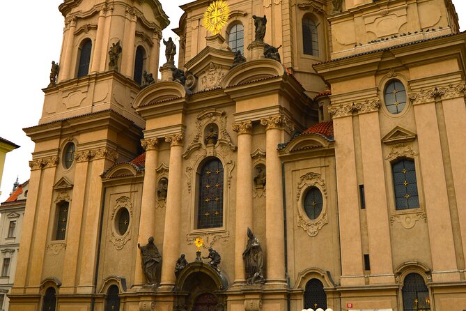 Prague: National Museum Ticket & Online Audioguide City Tour - Wenceslas Square and the events that shaped modern Czechia