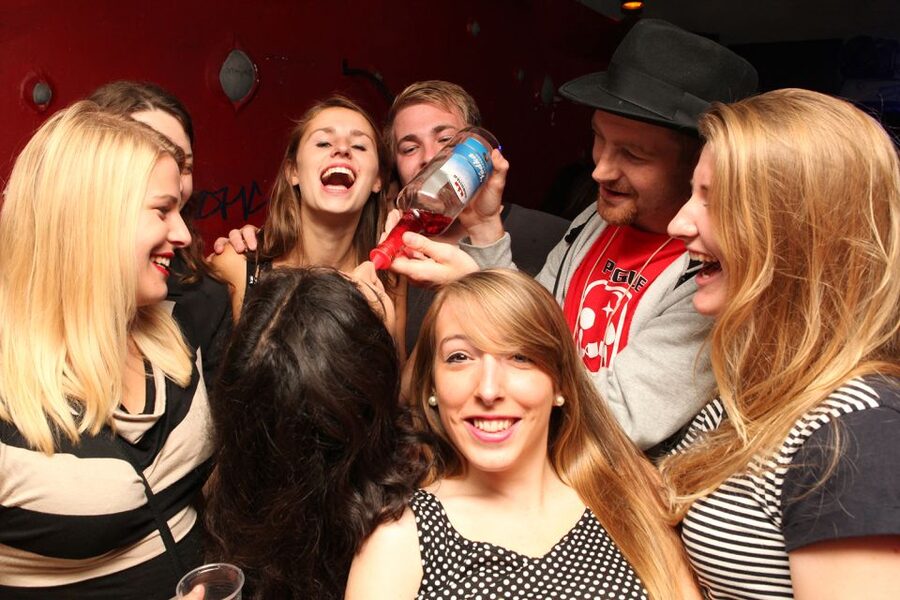 Prague: New Year's Eve Pub Crawl & Karlovy Lazne Club Entry - Moving through the extra venues before midnight