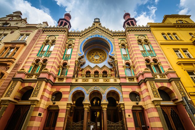 Prague Old Jewish Quarter and Spanish Synagogue Private Tour - Why a private guide changes the experience