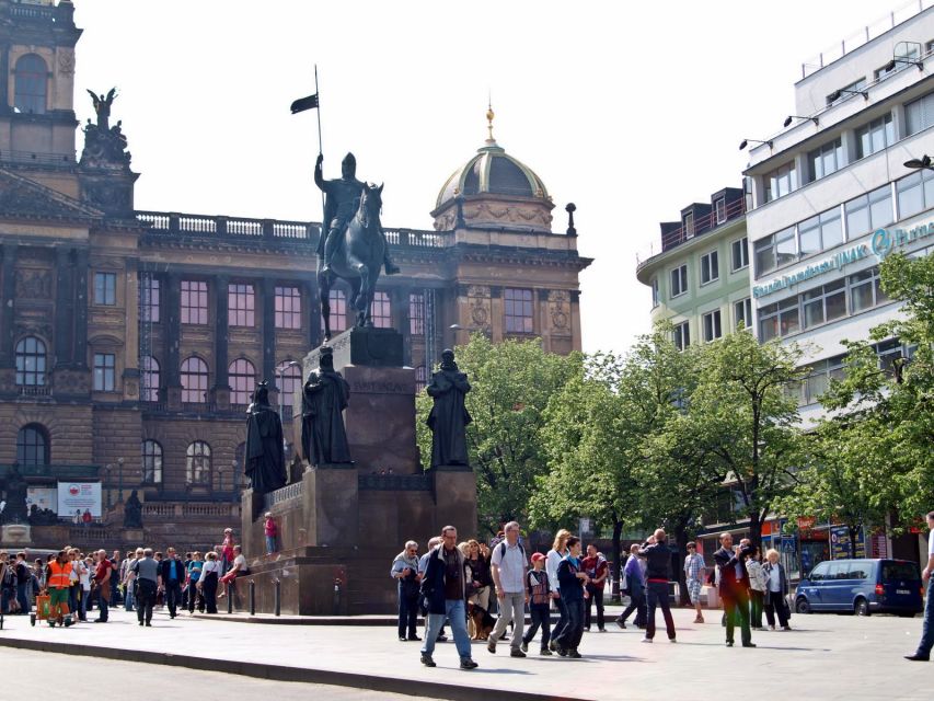 Prague: Old, New, and Jewish Towns Guided Walking Tour - Starting at the Czech National Bank