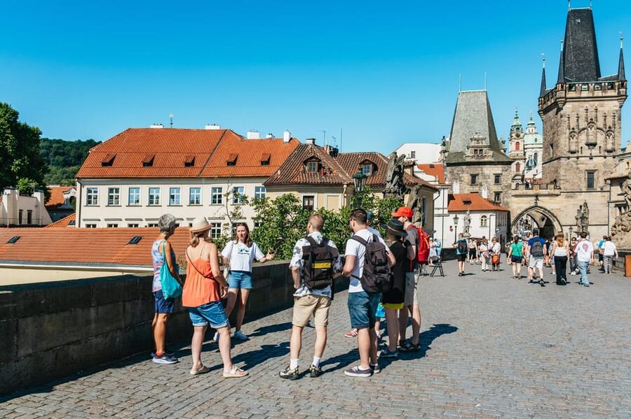 Prague: Old Town, Astronomical Clock and Underground Tour - Key points to know before booking