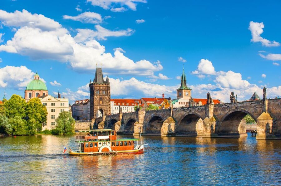 Prague Old Town Family Tour, Attractions, Royal Castle - Key points to know before booking