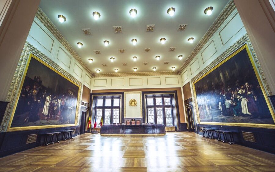 Prague: Old Town Hall Tower Entry Ticket - When to visit for the best experience