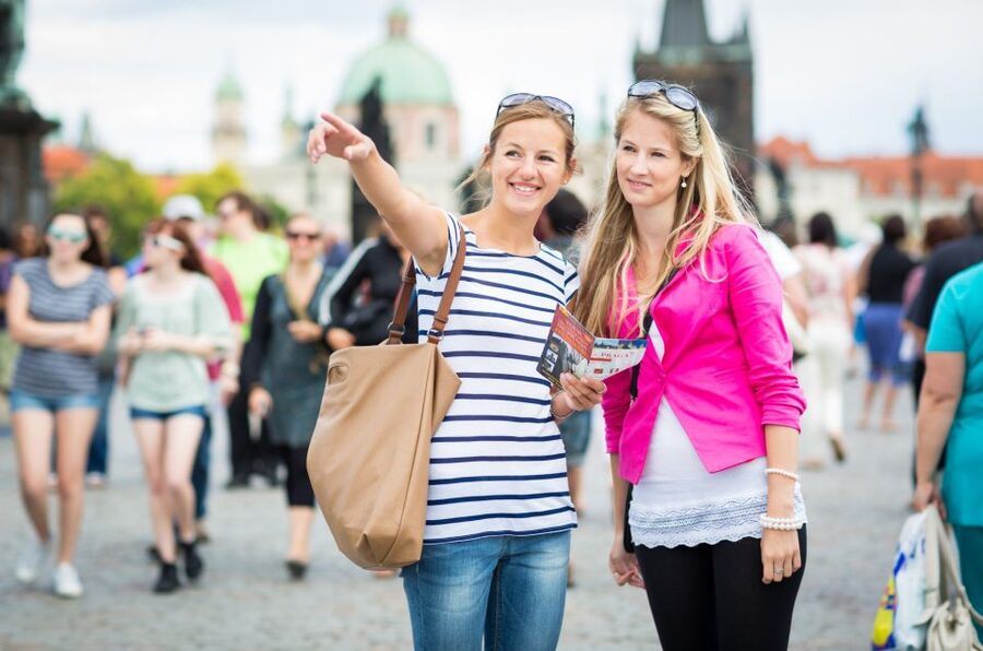 Prague: Old Town Highlights Private Guided Walking Tour - What the private guide adds