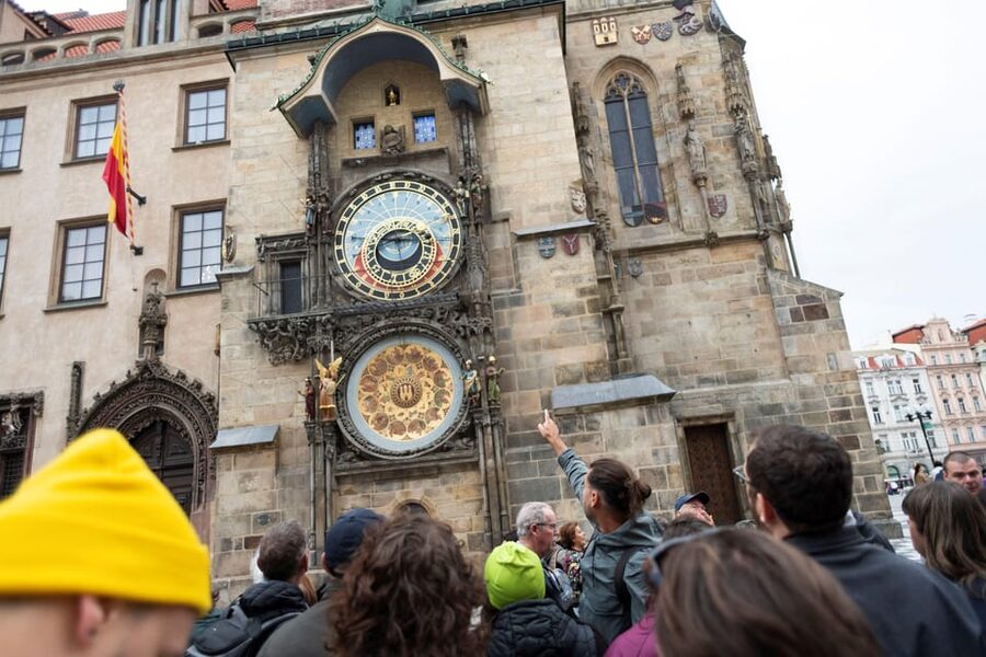 Prague: Old Town, Jewish Quarter & Astro Clock Walking Tour - Key points before you book