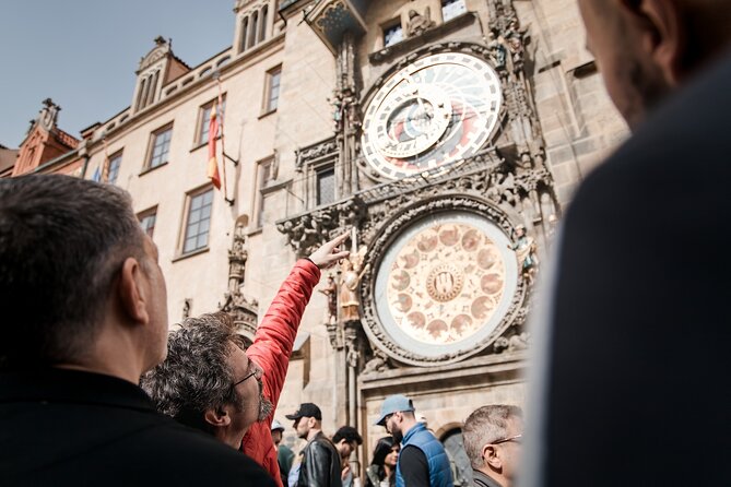 Prague Old Town, River Cruise and Prague Castle Sightseeing Tour Including Lunch - Prague Castle and the final views