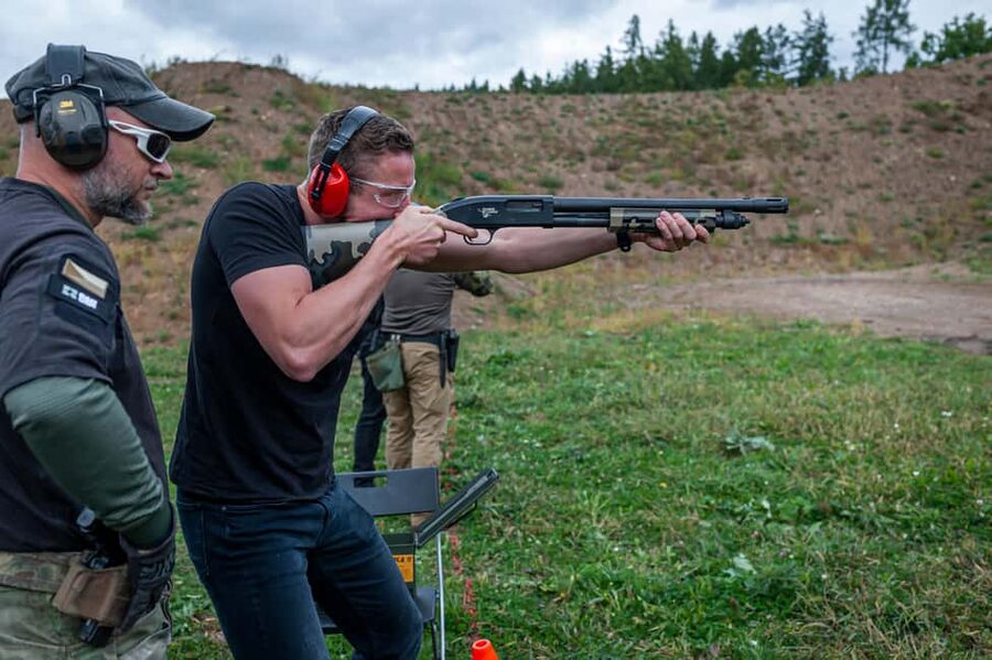 Prague: Outdoor Shooting Experience with up to 10 Guns - Drinks, lunch, and the rhythm of the day