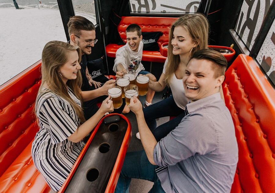 Prague: Party Beer Bus - Prague Castle and Lesser Town