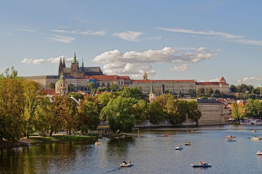 Prague: Prague Castle and Lobkowicz Palace Entry Tickets - Inside Lobkowicz Palace: art with a family voice