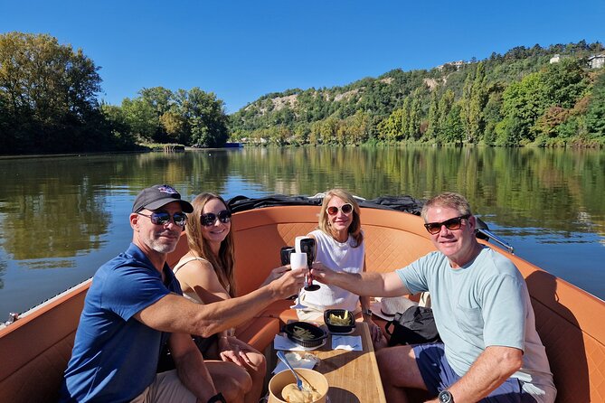 Prague Private Boat Tour - 2 Hours - Libeň and Holešovice: Prague beyond the postcard center