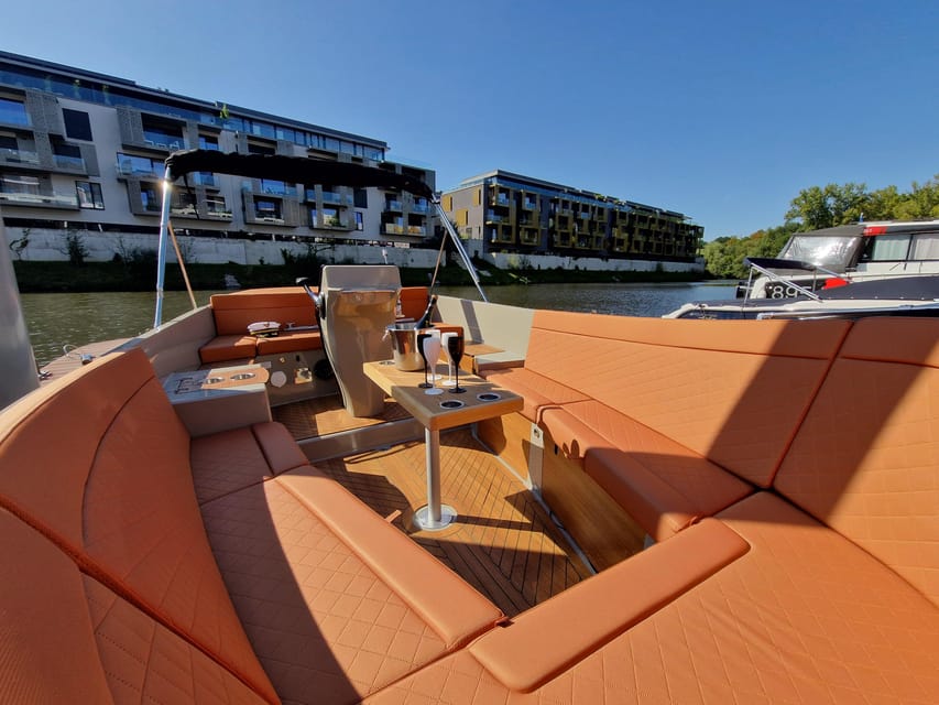 Prague Private Boat Tour - 2 Hours - Who will enjoy this private Prague cruise?