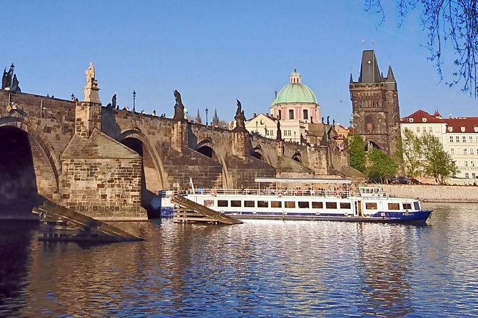 Prague Private Custom Full-Day Tour: Prague Castle and Old Town - Lesser Town, lunch, and Charles Bridge
