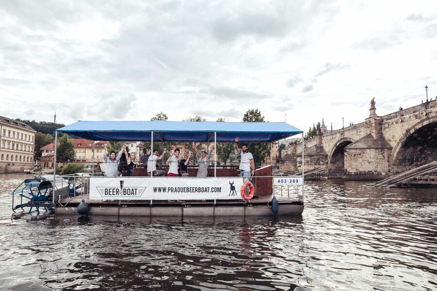 Prague: Private Cycle Boat River Tour with Beer or Prosecco - What the 90-minute cruise feels like