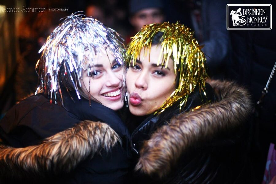 Prague: Pub Crawl with Open Bar and VIP Entry - The open bar: where the $44 price earns its keep