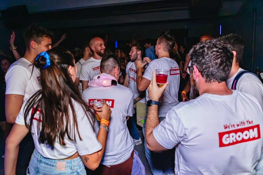 Prague: Pub Crawl with Unlimited Drinks & 5-floor Club Entry - Key points to know before you book