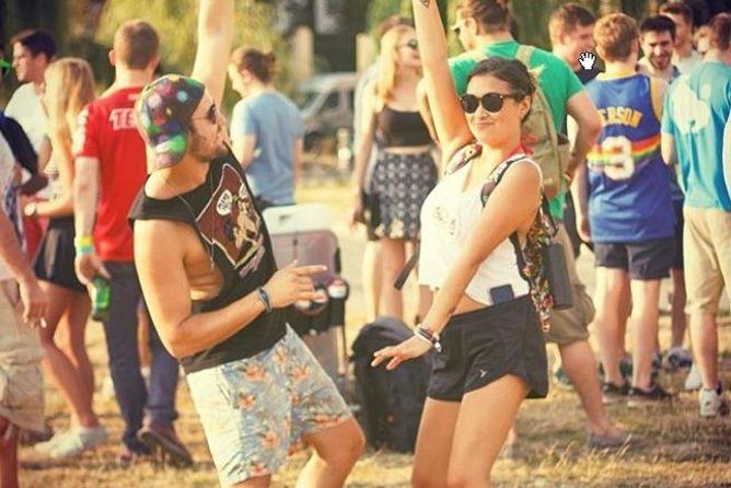 Prague Riverside Party - What This Prague Night Out Really Is
