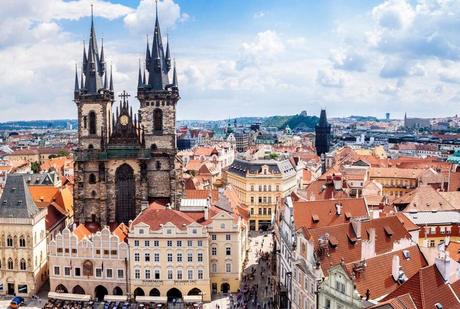 Prague Royal Castle, St Vitus, Golden Lane Tour with Tickets - The Old Royal Palace and Vladislav Hall