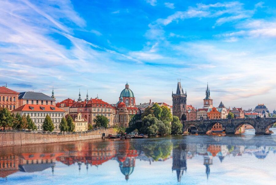 Prague Royal Castle, St Vitus, Golden Lane Tour with Tickets - Golden Lane, where the castle turns small and personal