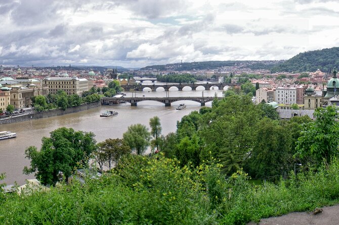 Prague Running Tour: City Highlights And Hidden Places - Charles Bridge in a five-minute running stop