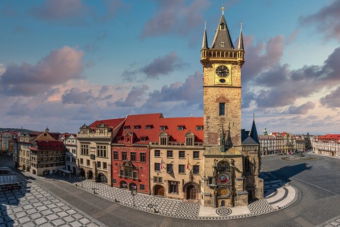 Prague's charming old places tour in Russian language - What this Prague tour is really trying to do