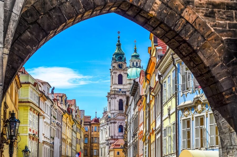 Prague: Segway Tour + Taxi Transfer & Monasteries mini-group - Who should book this experience?