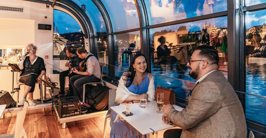 Prague: Sightseeing Dinner Cruise on Open-Top Glass Boat - What is served at the buffet