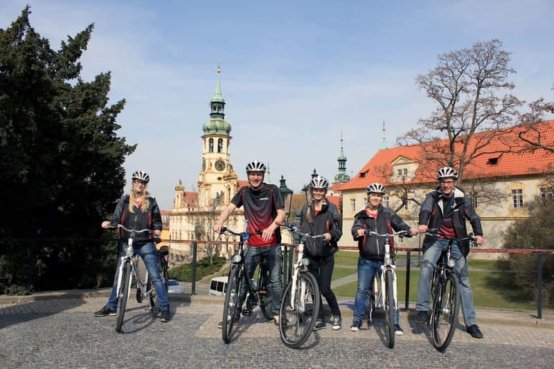 Prague: Small Group or Private Bike City Tour - Small group or private ride?