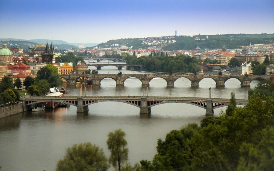 Prague: Stunning Viewpoints, Castle, City & Park Bike Tour - Guide quality and the listening setup