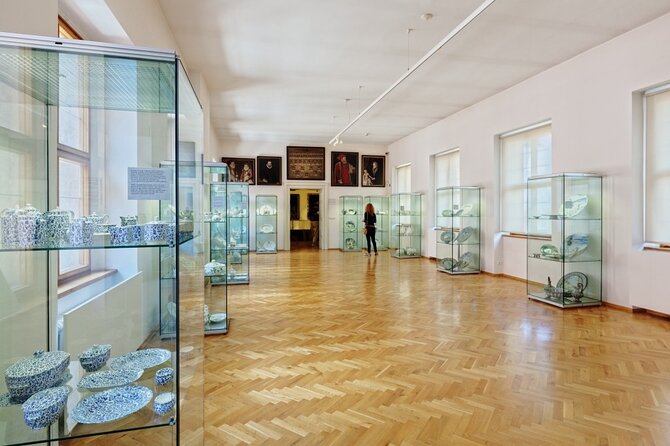 Prague Super Saver: Lobkowicz Palace Concert plus Lobkowicz Palace Museum Entrance Ticket - Who should book this experience?