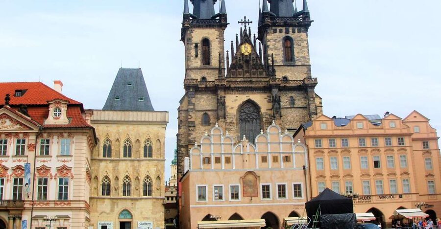 Prague: Tailored Sightseeing Tour in French - The Jewish Quarter and the value of a focused theme