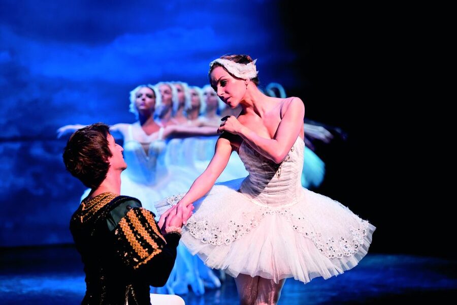 Prague: The Best of Swan Lake Ballet Tickets - Seating, sightlines, and the case for arriving early